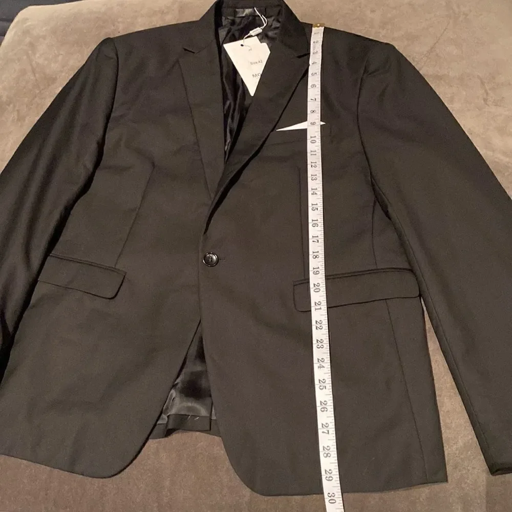 Men’s Mogu Black Suit Jacket Blazer One Button Notched Lapel Size 42 NWT